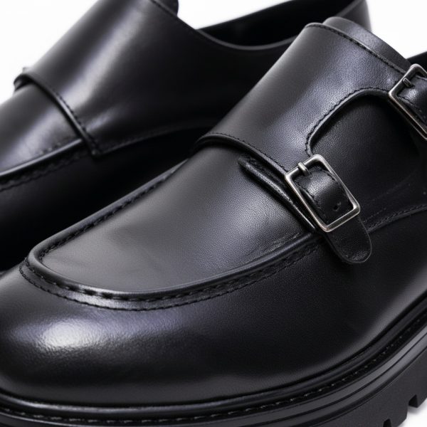 أحذية جيوفاني الجلدية