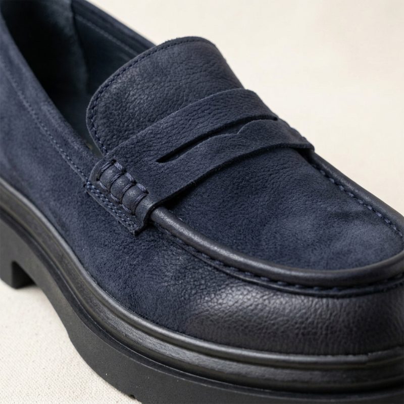 stile-premium-lacivert-nubuk-detay